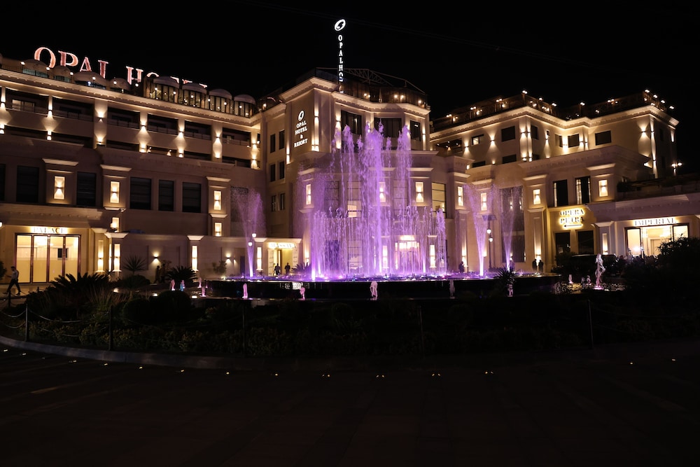 OPAL HOTEL 2/50