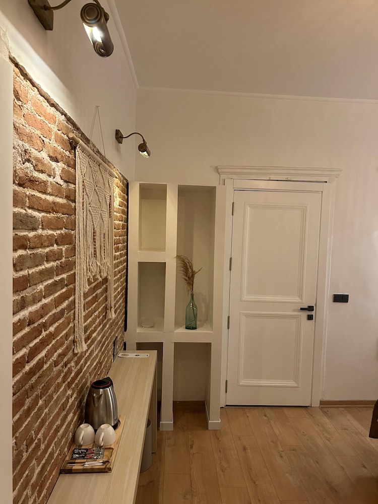 La Luna Otel Cunda 9/50