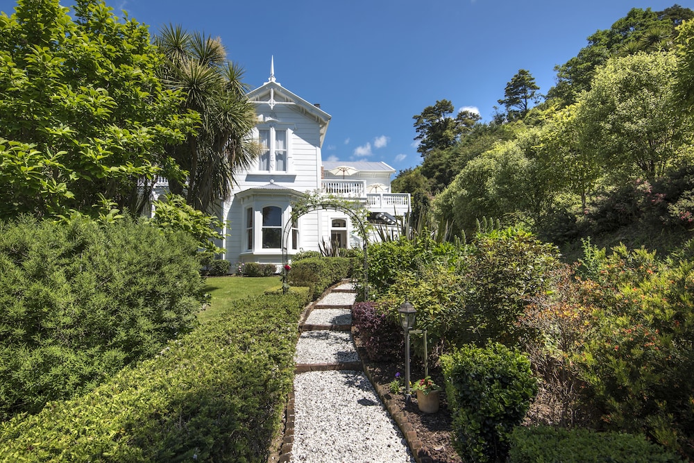 Sennen House 17/31