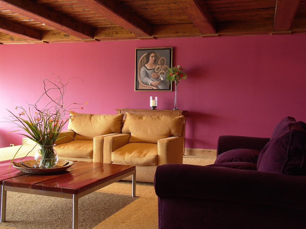 Hotel Tunquelen 36/64