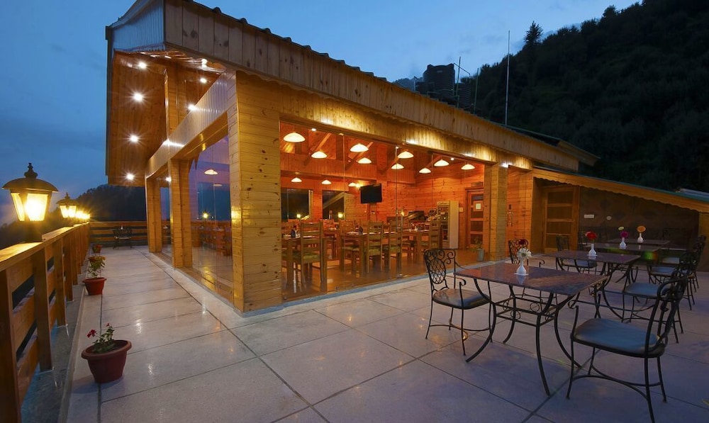 Vivaan The Sunrise Resort 4/36