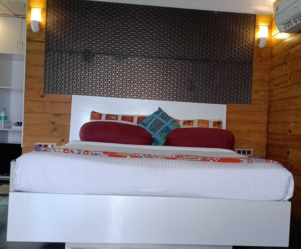 Rumourss Sky Villa and Resort 5/23