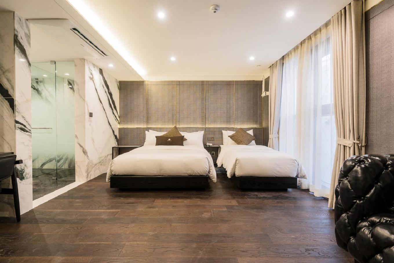 جناح، Hotel The May Jongno 3/10