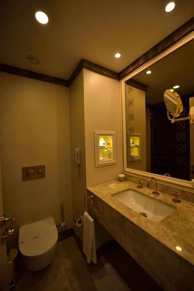 Altintas Otel & Spa 47/50