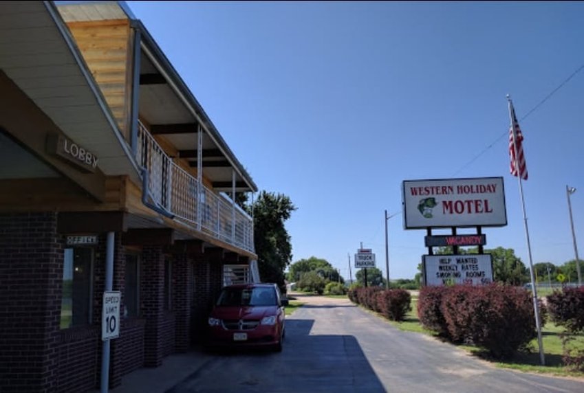 Love Hotels Western Holiday at Harlan Lake NE 42/51