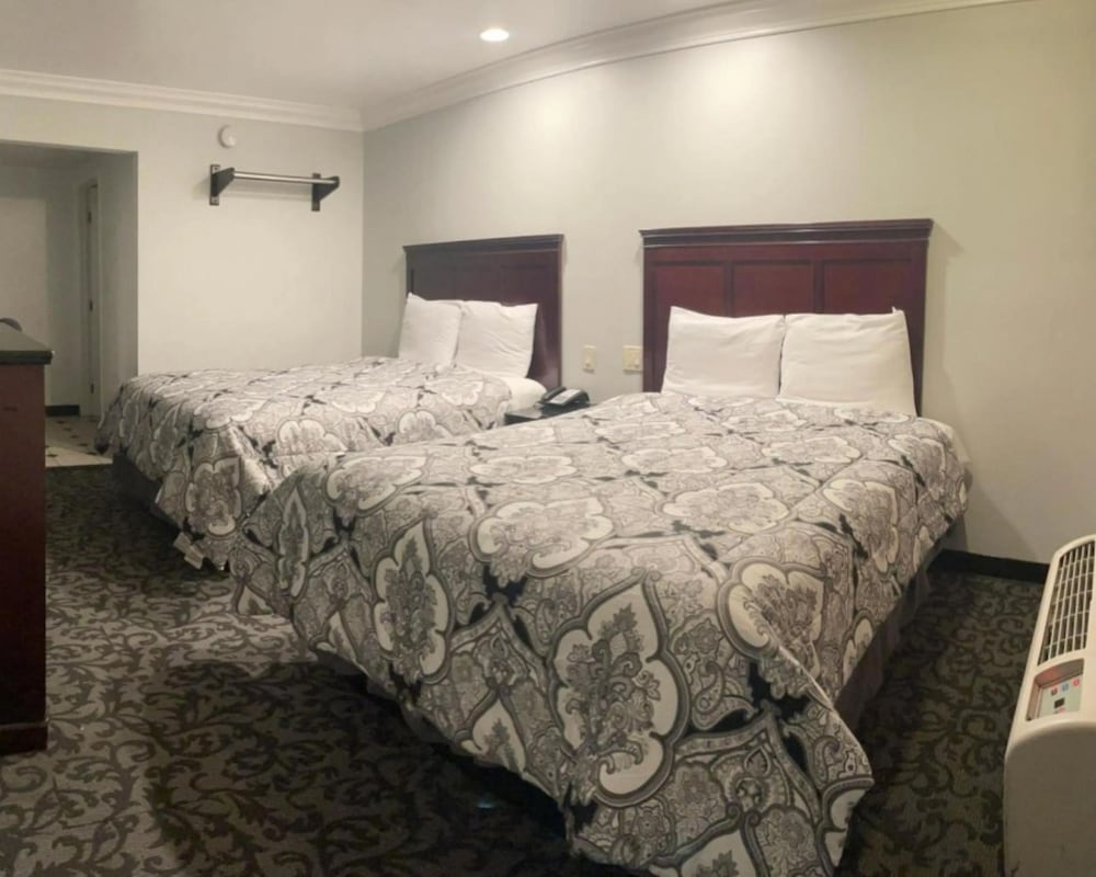 Capital City Inn Sacramento Convention Center CA 21/39