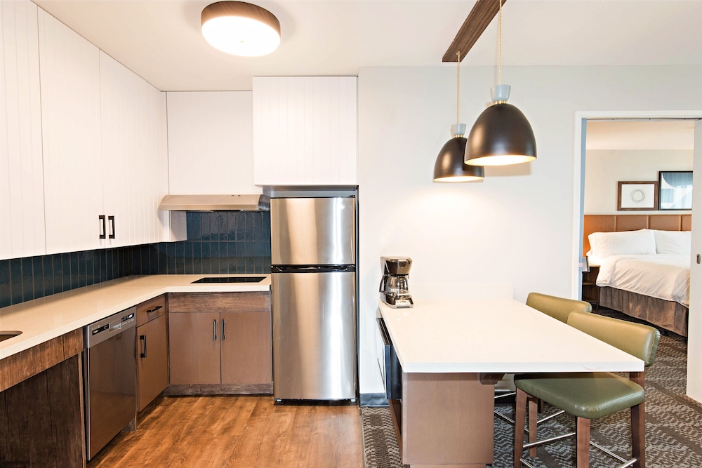 Staybridge Suites Denver North Thornton 56/67