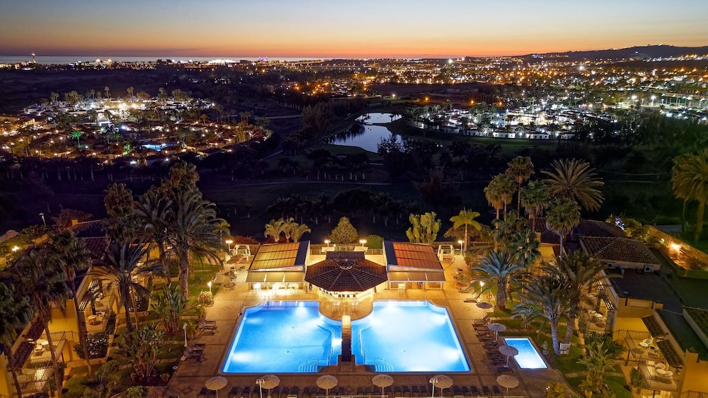 Bull Vital Suites & Spa Boutique Hotel 38/46