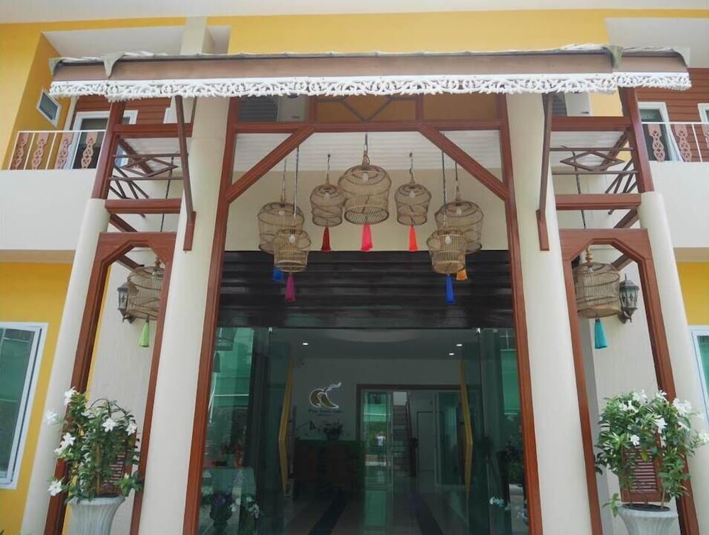 Nine Smiths Hotel Chiang Mai 6/43