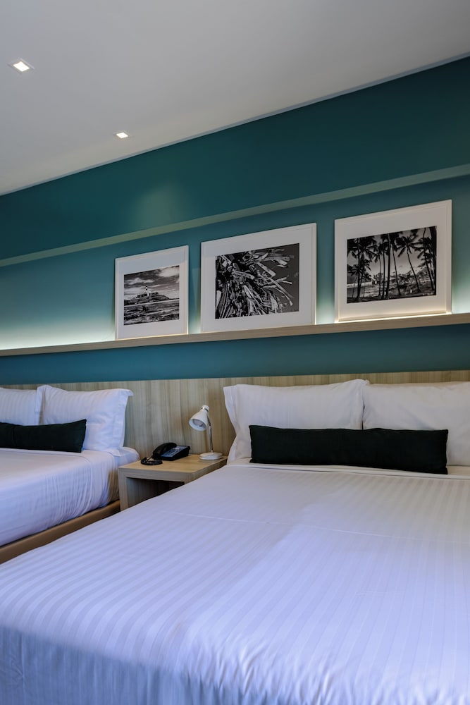 Deluxe, Sea View