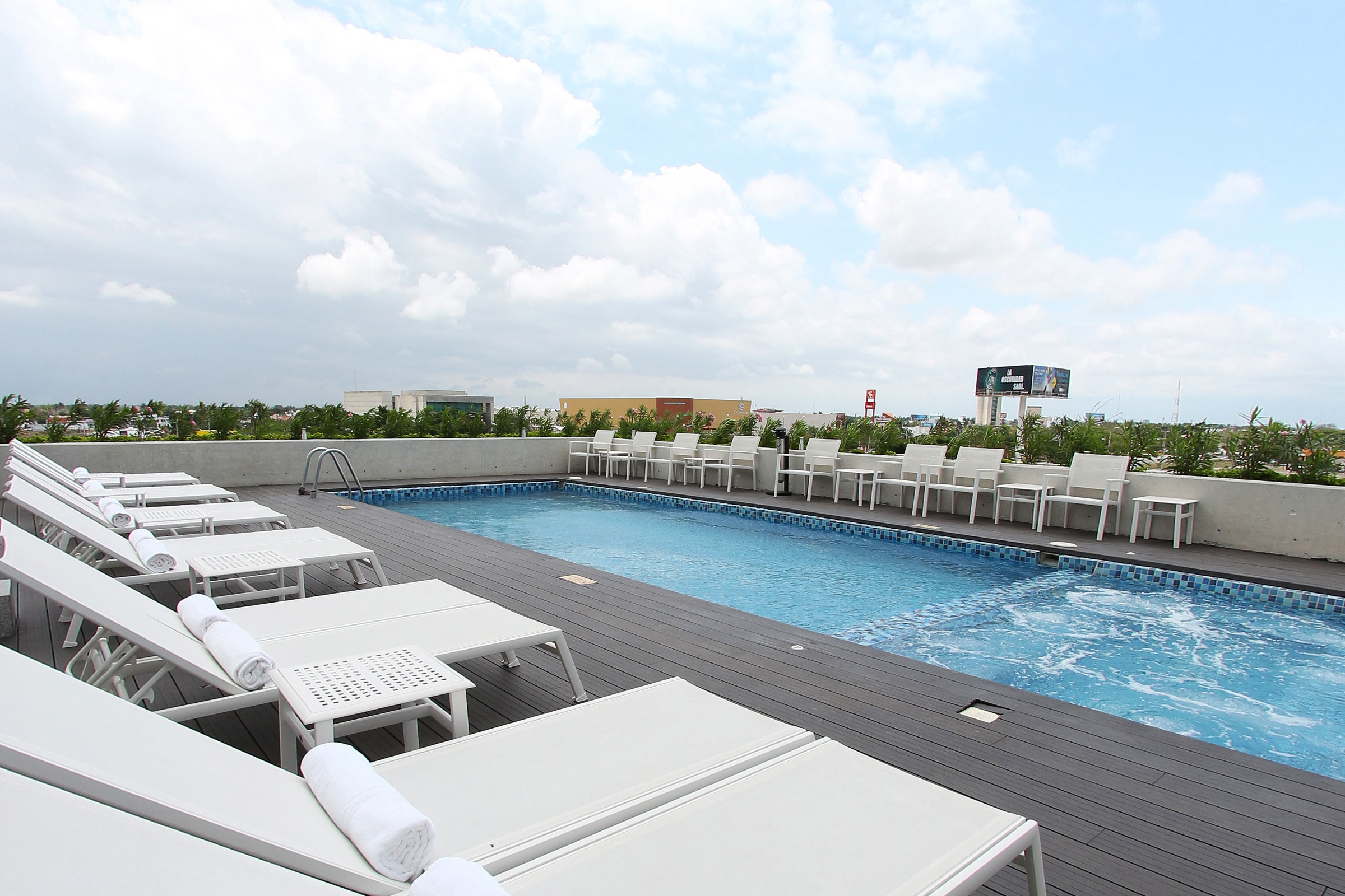 Fiesta Inn Merida 48/50