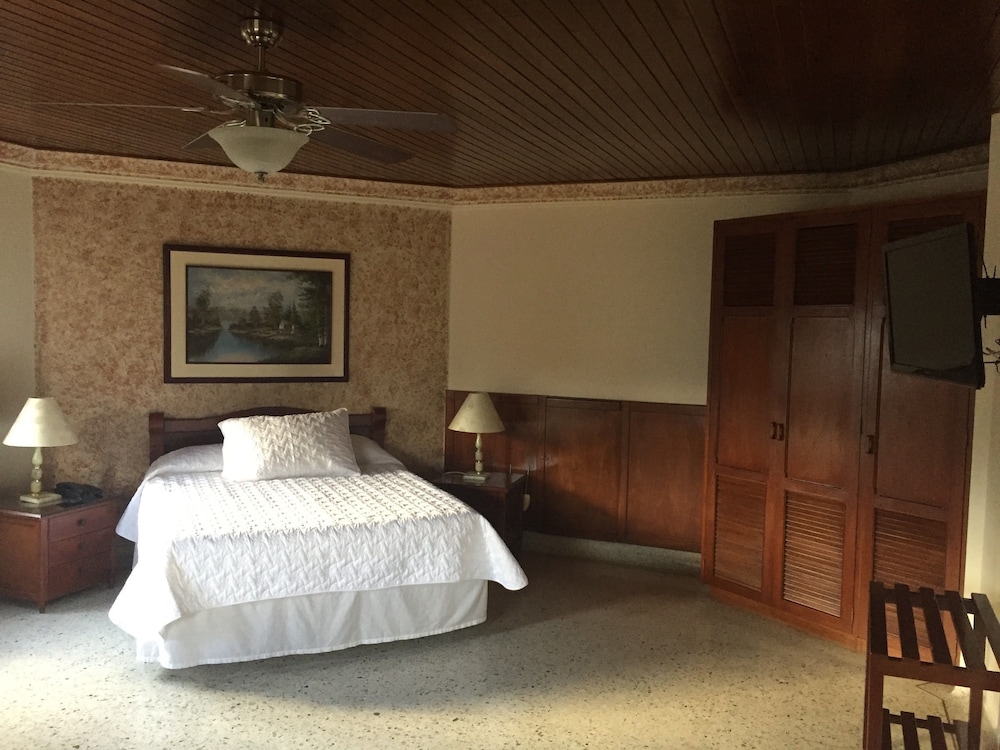 Hotel Stein Colonial 33/71