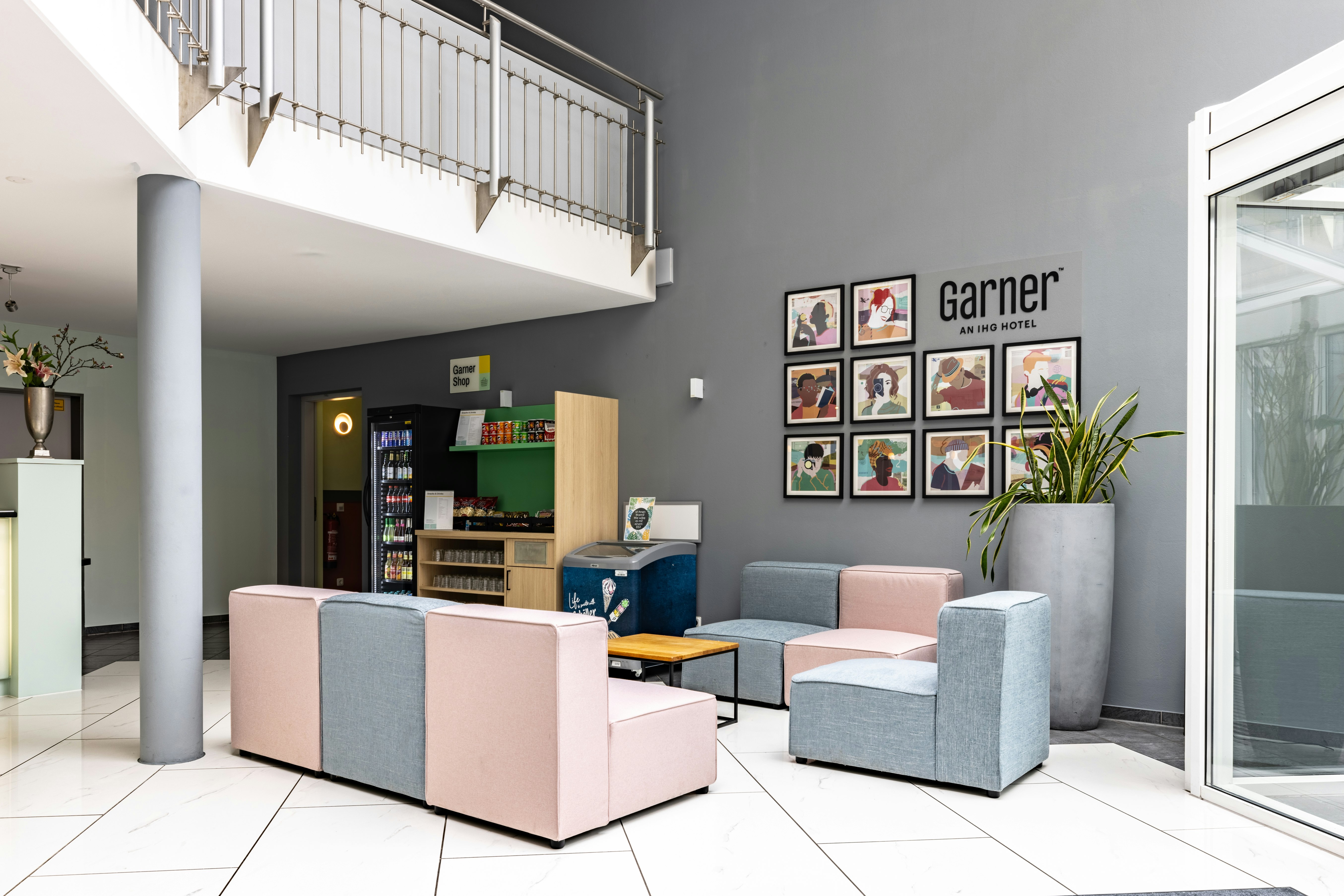 Garner Hotel Oberhausen by IHG 12/81