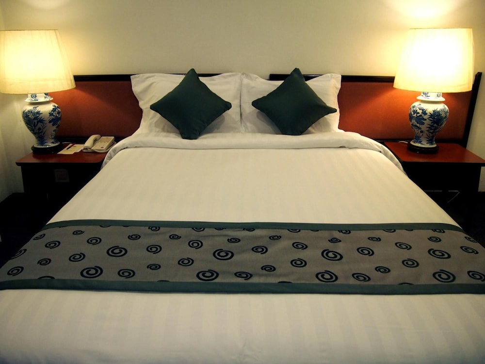 Hotel Royal Singapore 15/70