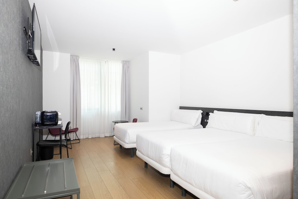 Hotel Forum Ceao 7/31