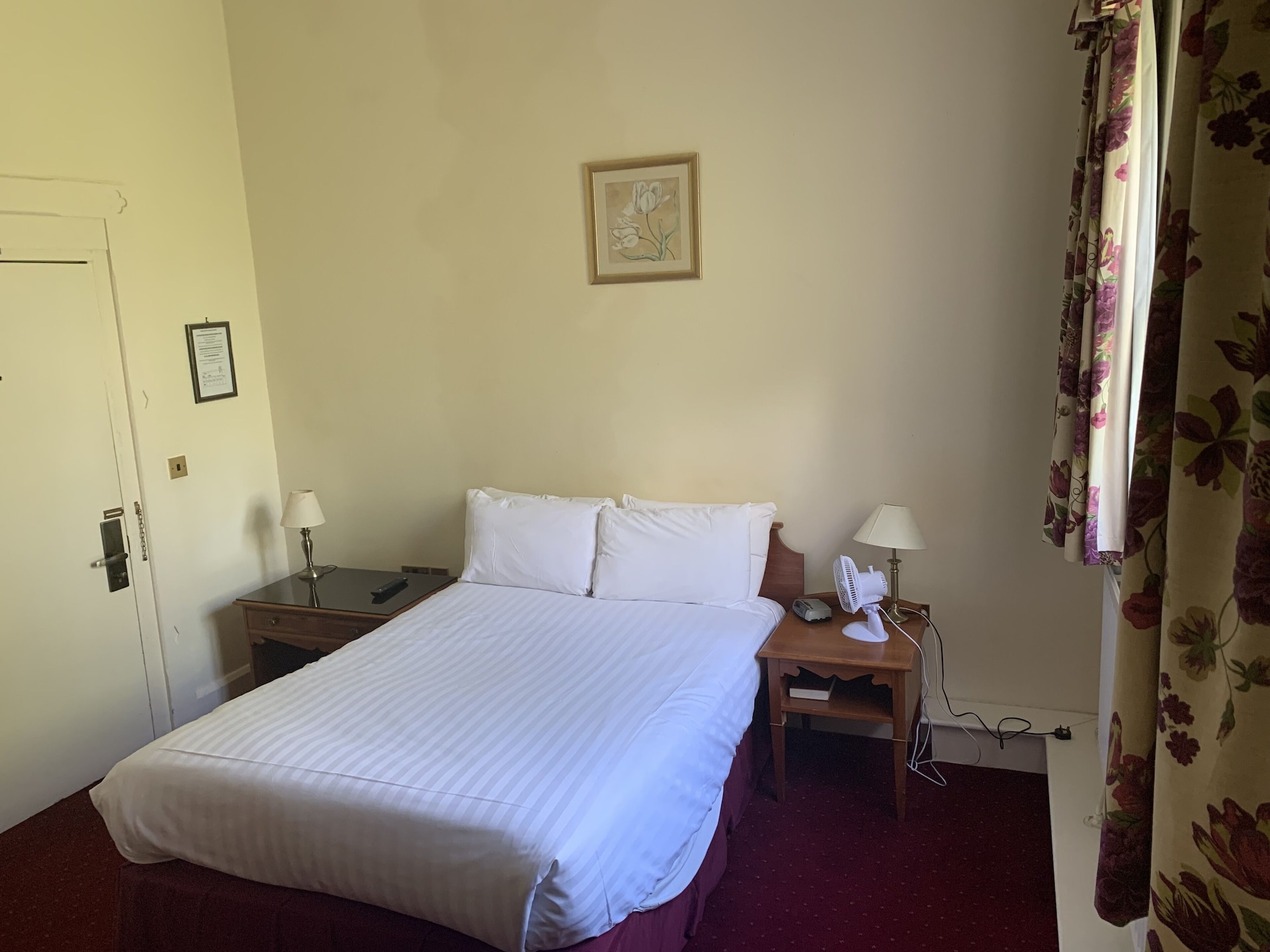 STANDARD, DOUBLE BED