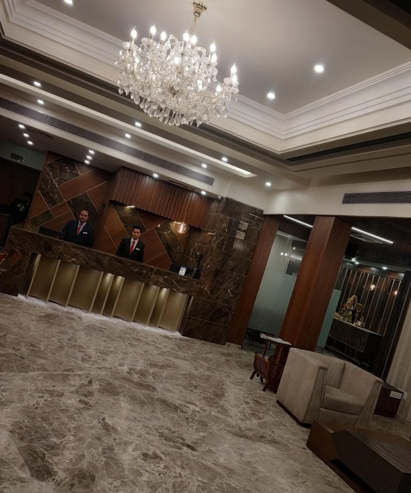 Hotel Shagun Zirakpur 9/50