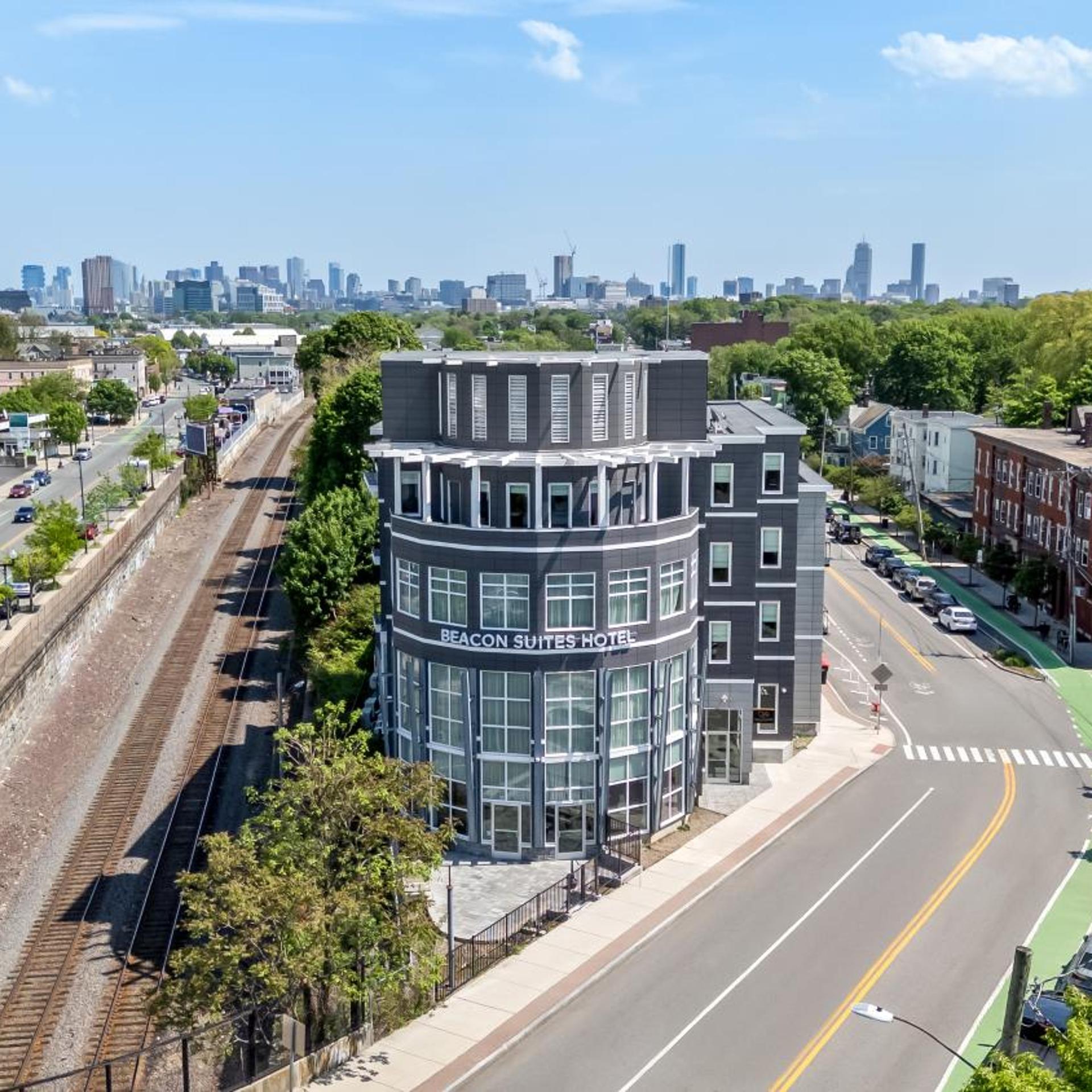 Beacon Suites Hotel 1/49