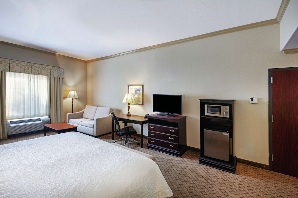 Hampton Inn Suites Galveston 26/68