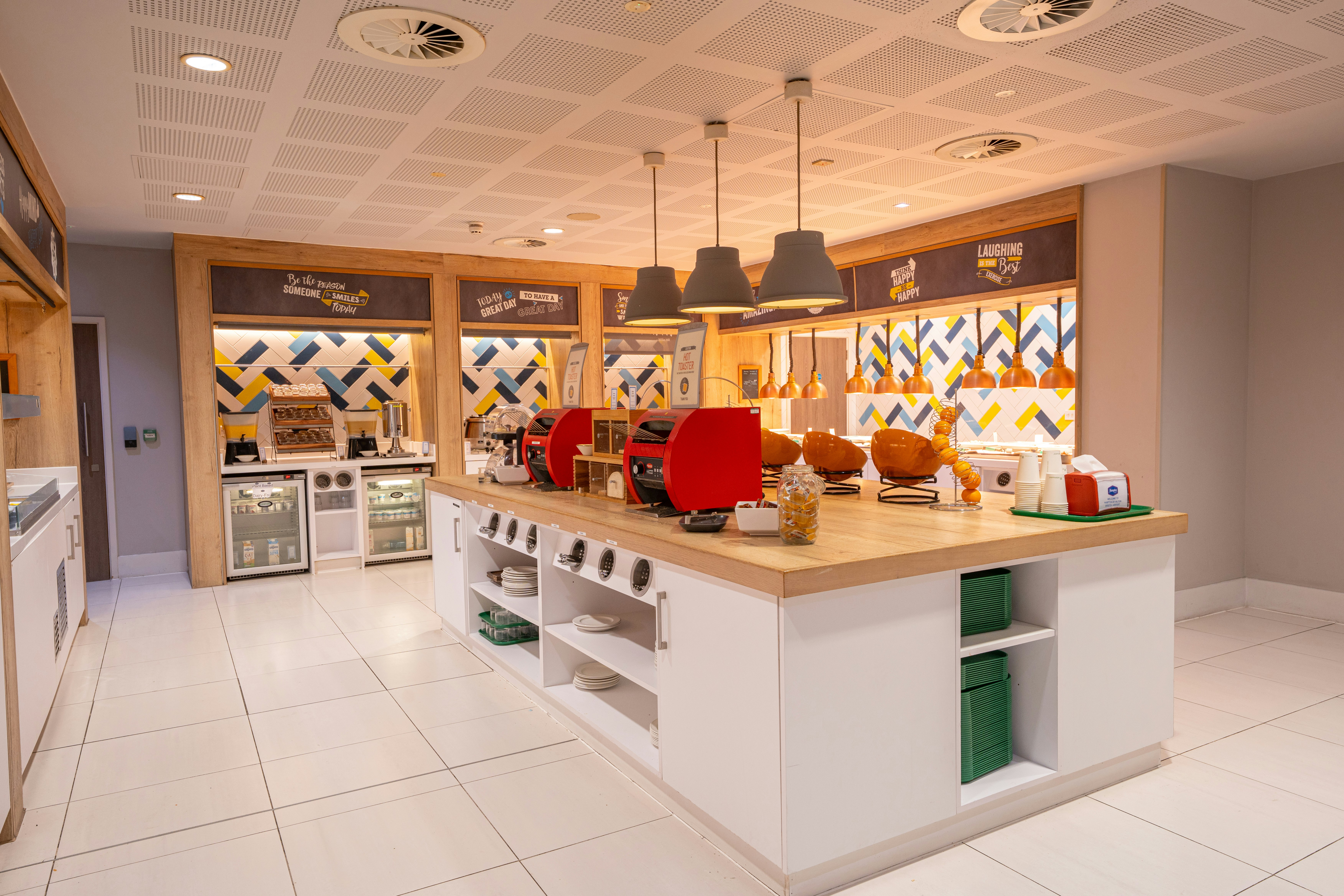 Hampton By Hilton Bristol Airport 37/46
