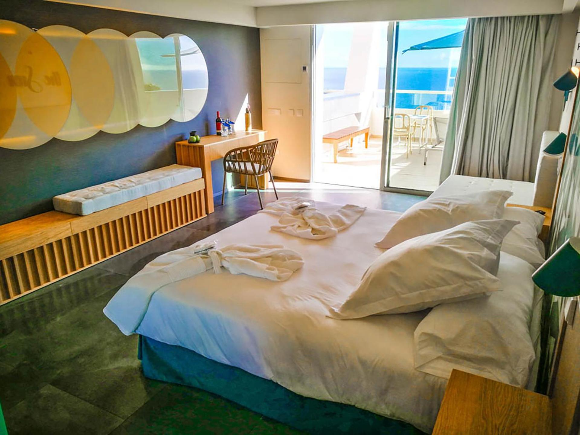 SUPERIOR, DOUBLE BED, SEA VIEW, BALCONY