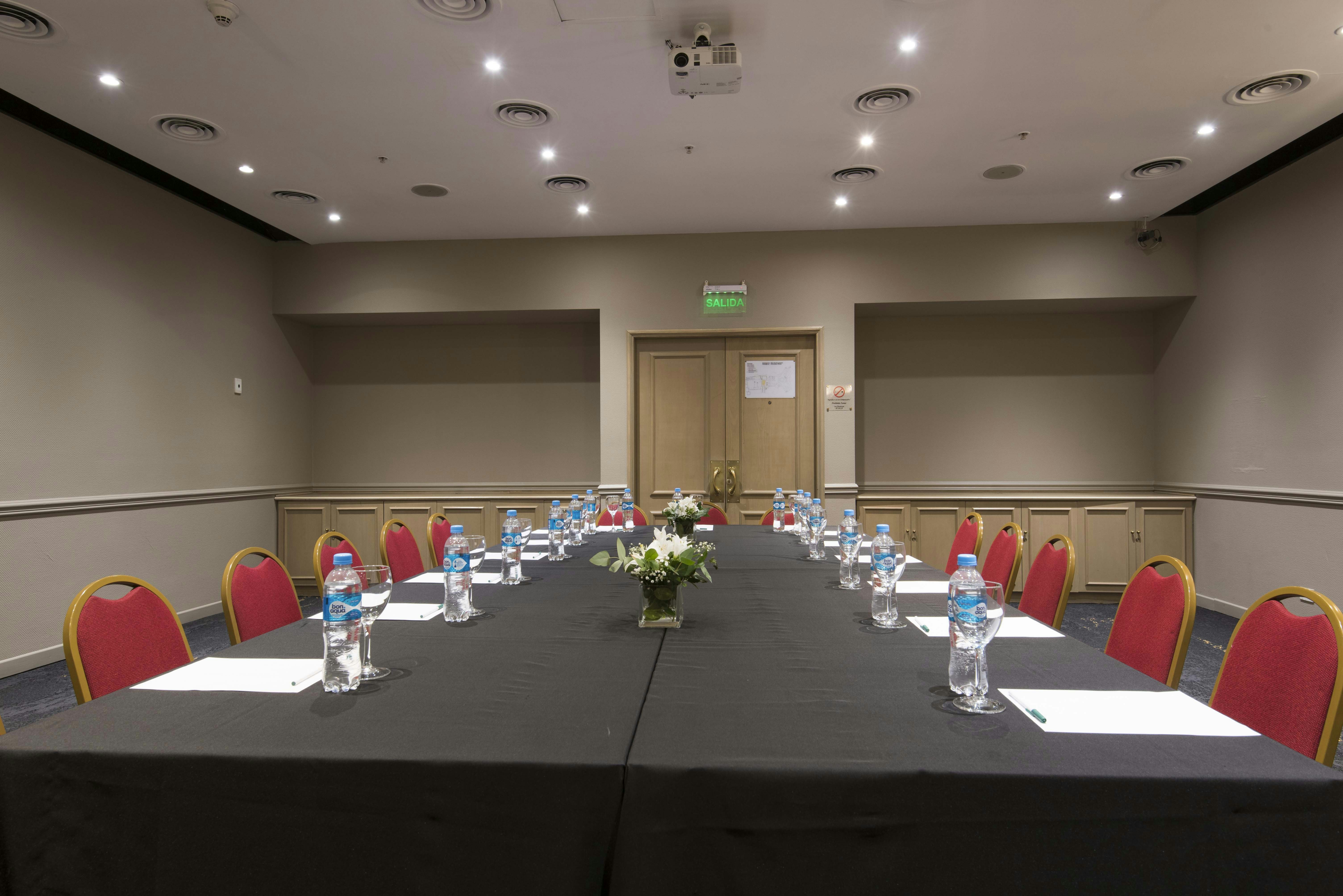 Holiday Inn Cordoba 65/76