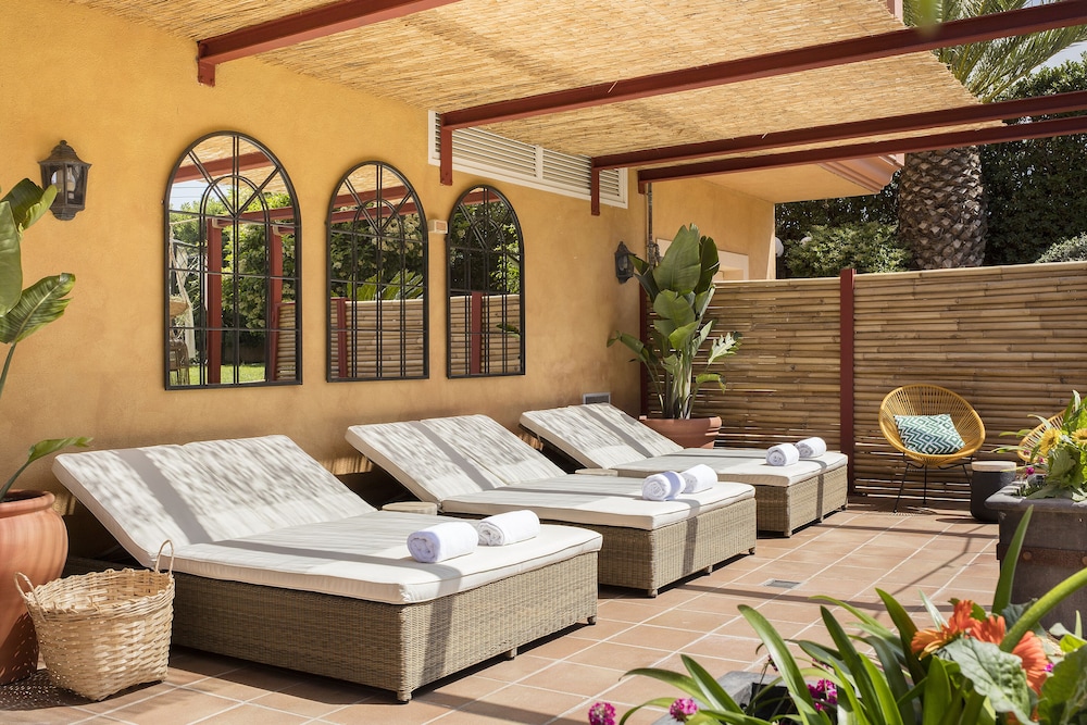 Luna Club Yoga & Spa Hotel 48/66
