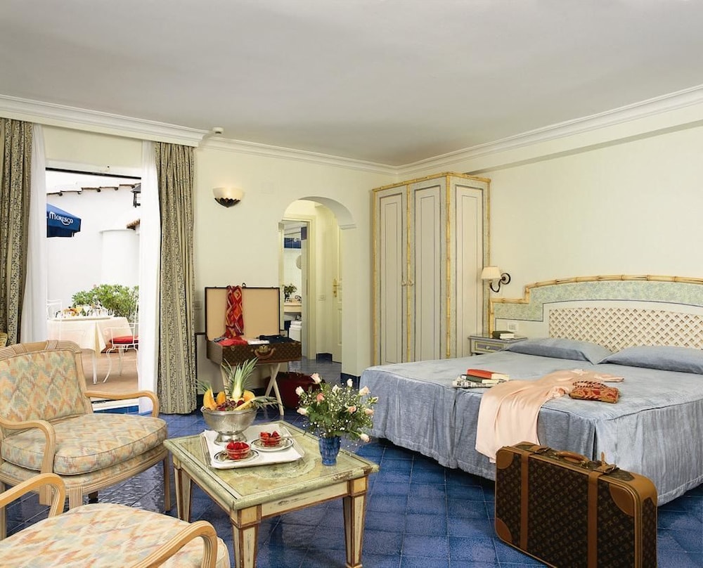 GRAND HOTEL IL MORESCO 30/72