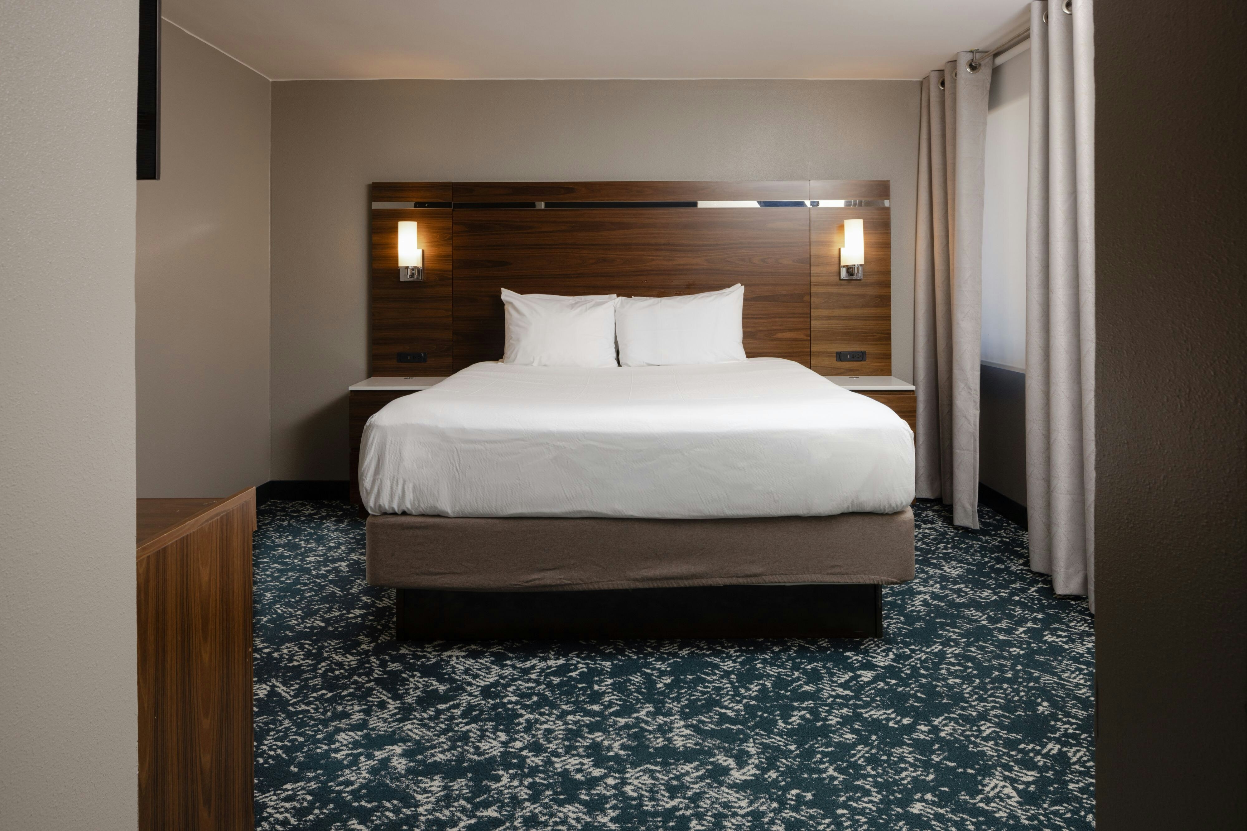 FOUR POINTS BY SHERATON DETROIT NOVI 11/63