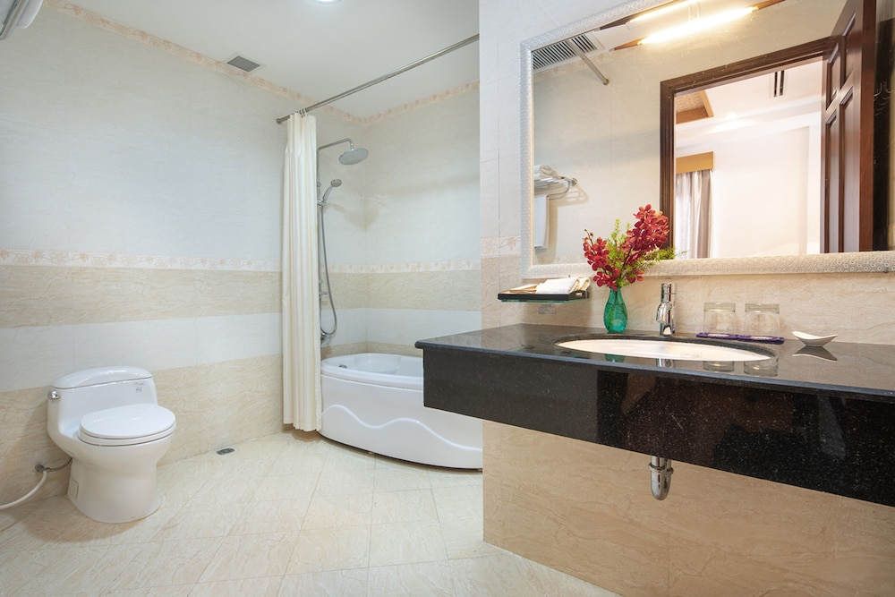 Nesta Hotel 25/64