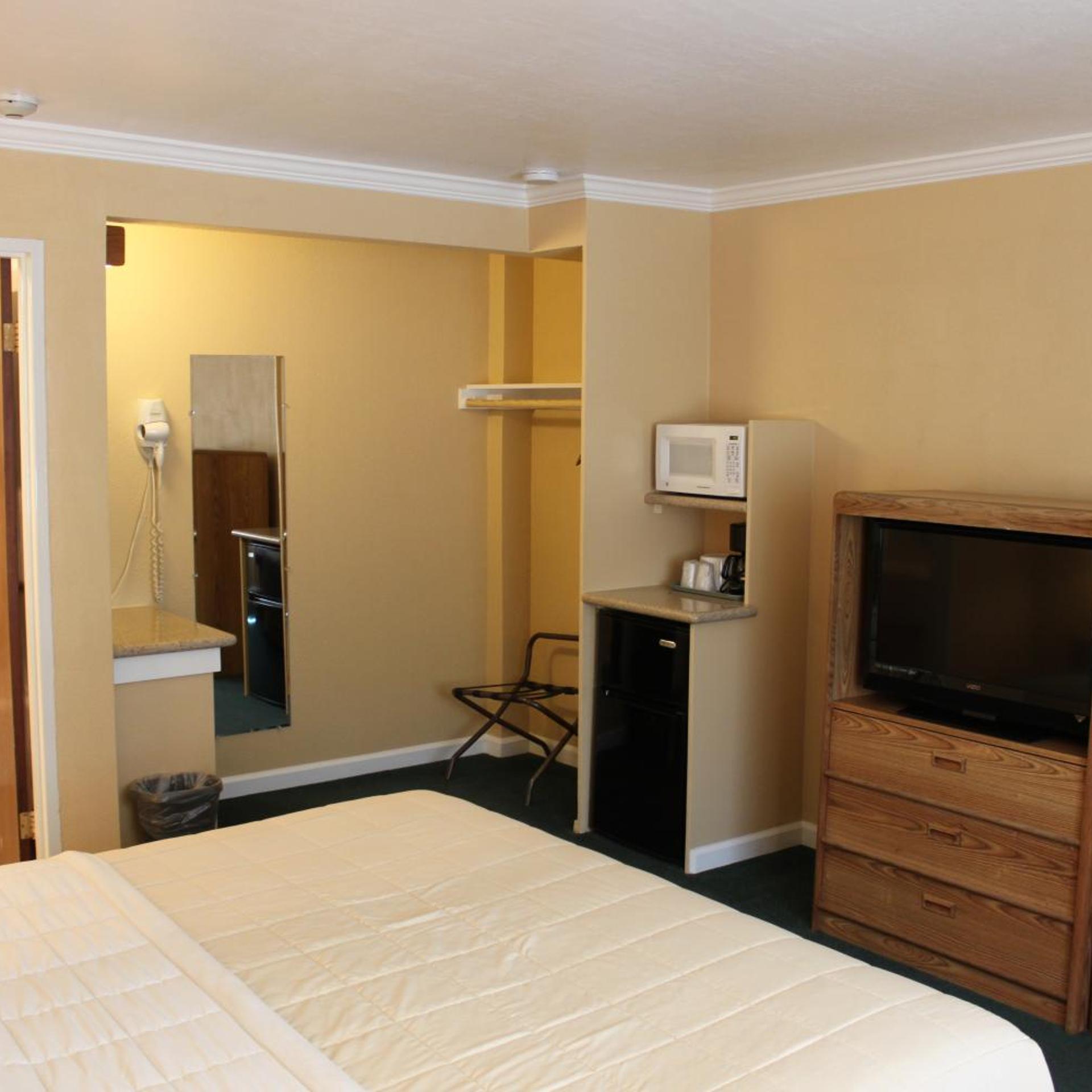 Villa Inn 12/33