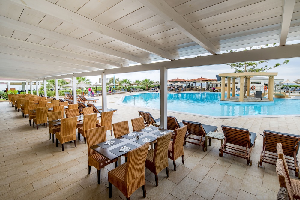 Senseana Sea Side Resort and Aquadventure 61/76