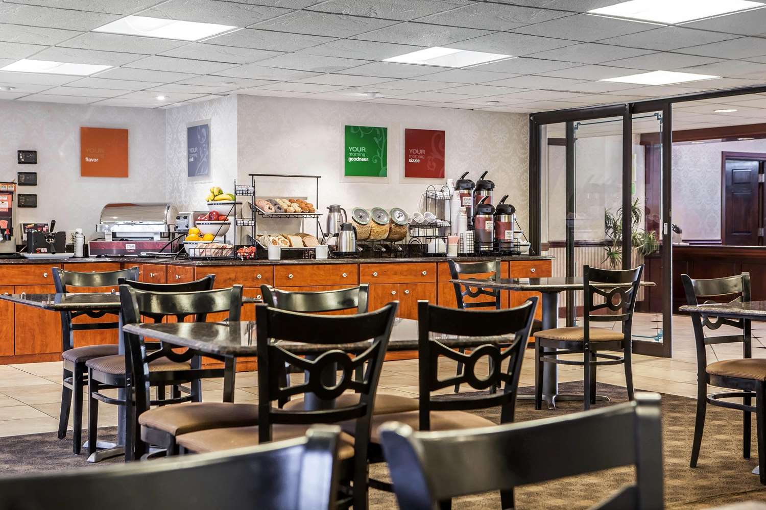 restaurant cafeteria