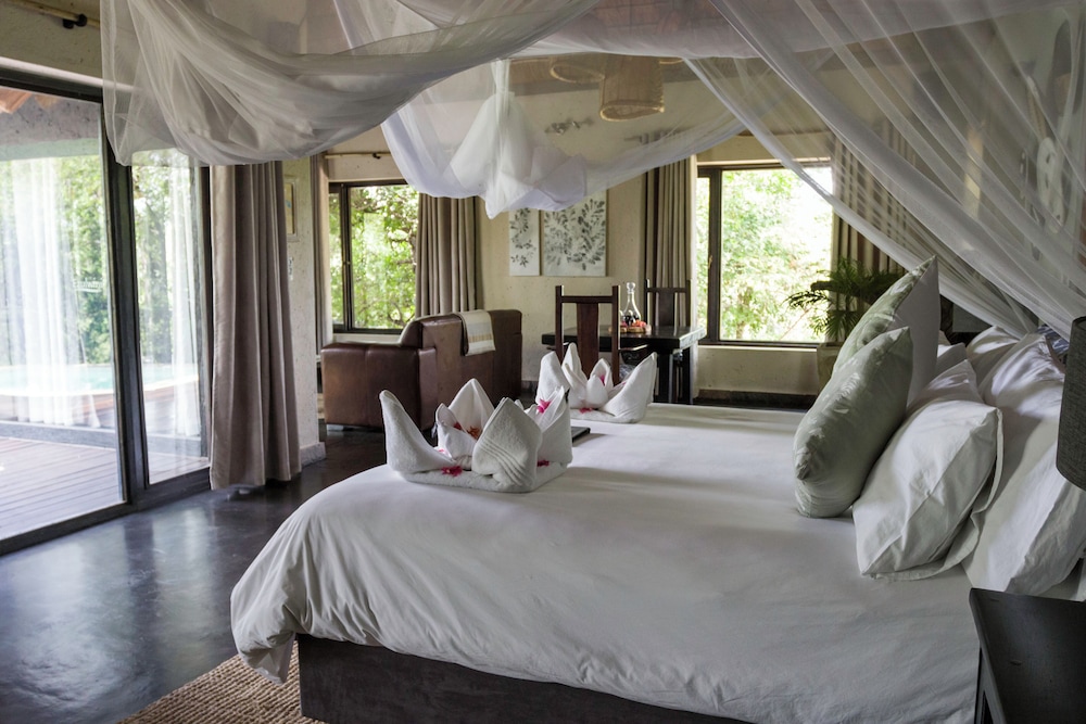 Ezulwini Game Lodges 10/50