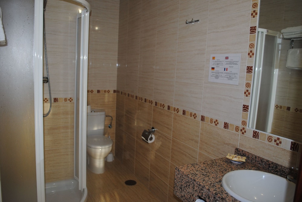Hotel Albero 18/22