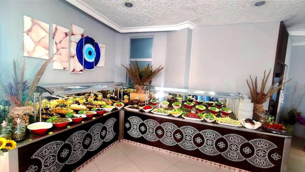 Kleopatra Arsi Hotel 60/78
