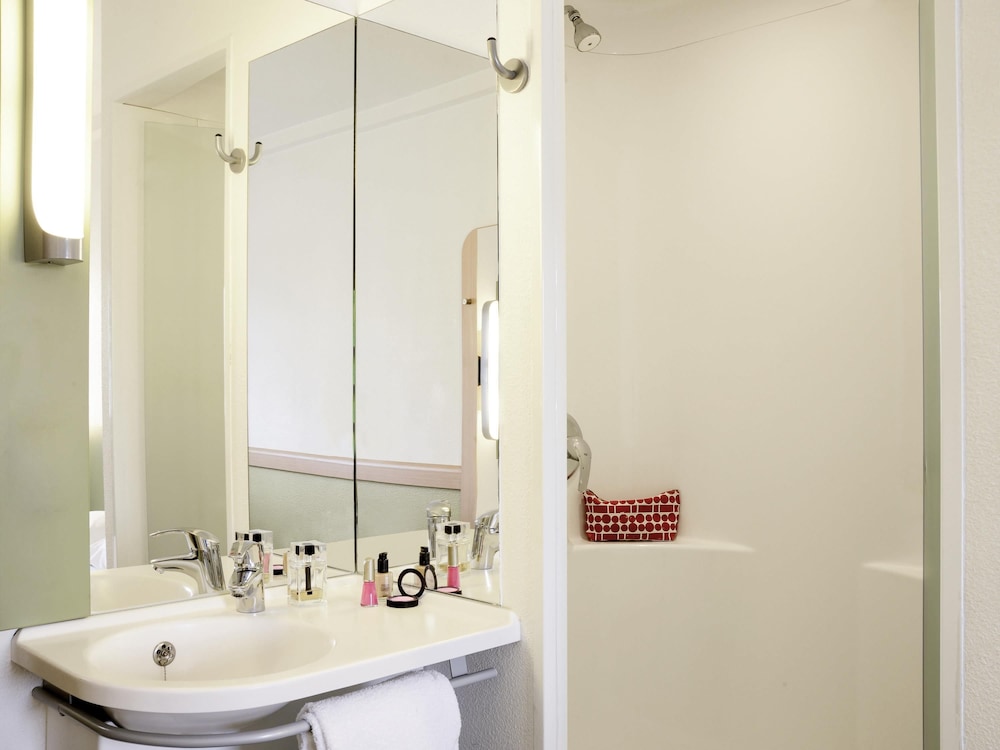 Ibis Budget Portsmouth 61/63