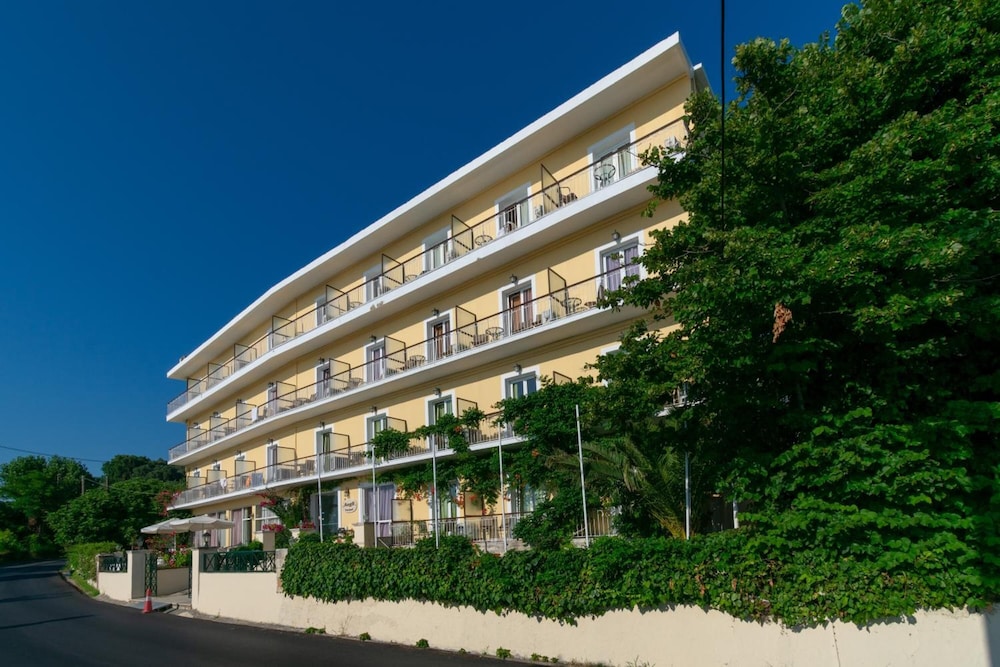 Aegli Hotel 9/64