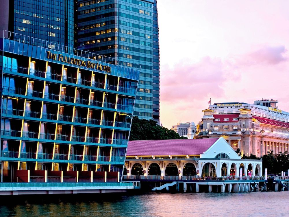 The Fullerton Bay Hotel Singapore 76/79
