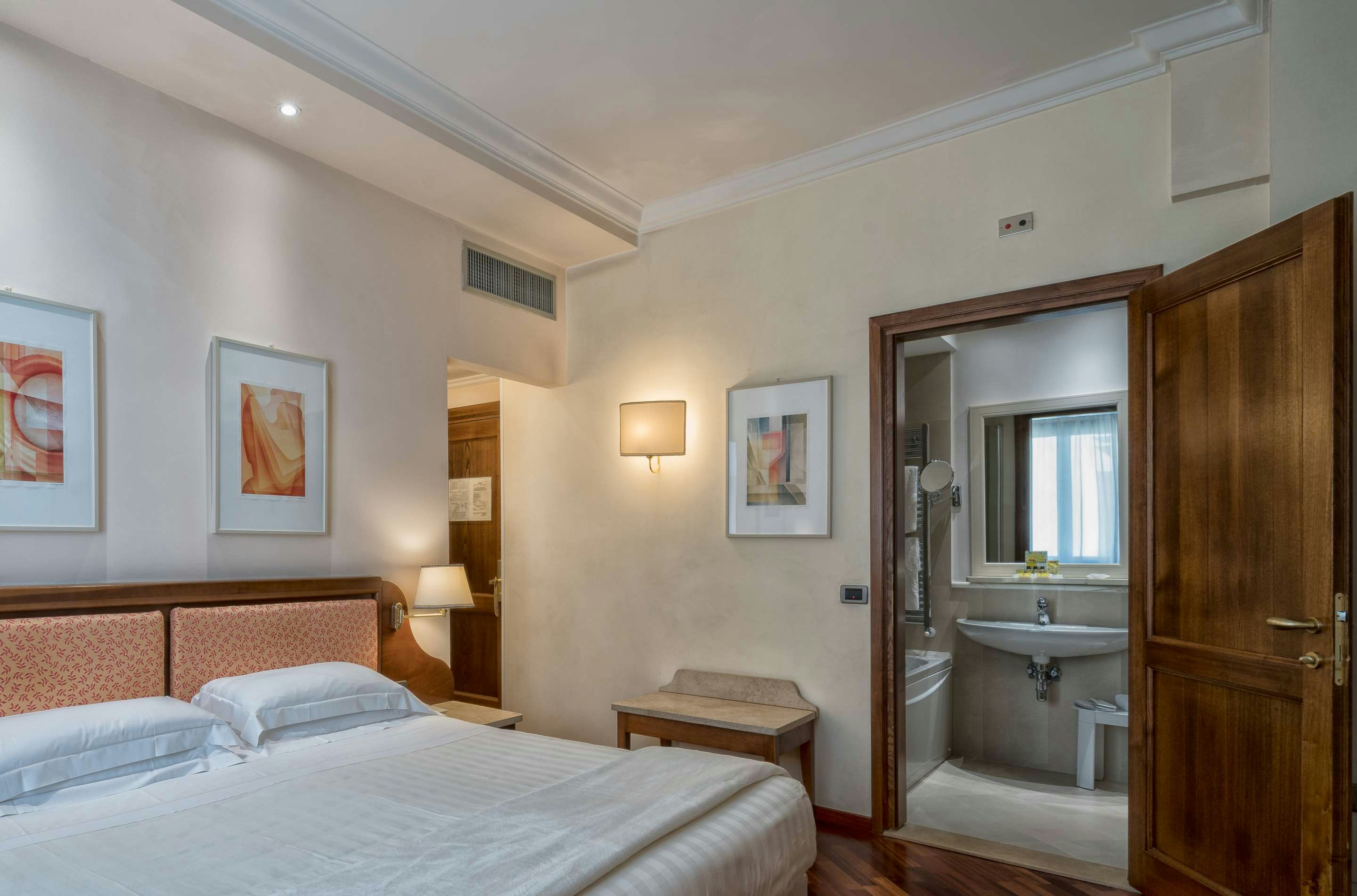 B&B HOTEL Firenze Pitti Palace al Ponte Vecchio 4/50