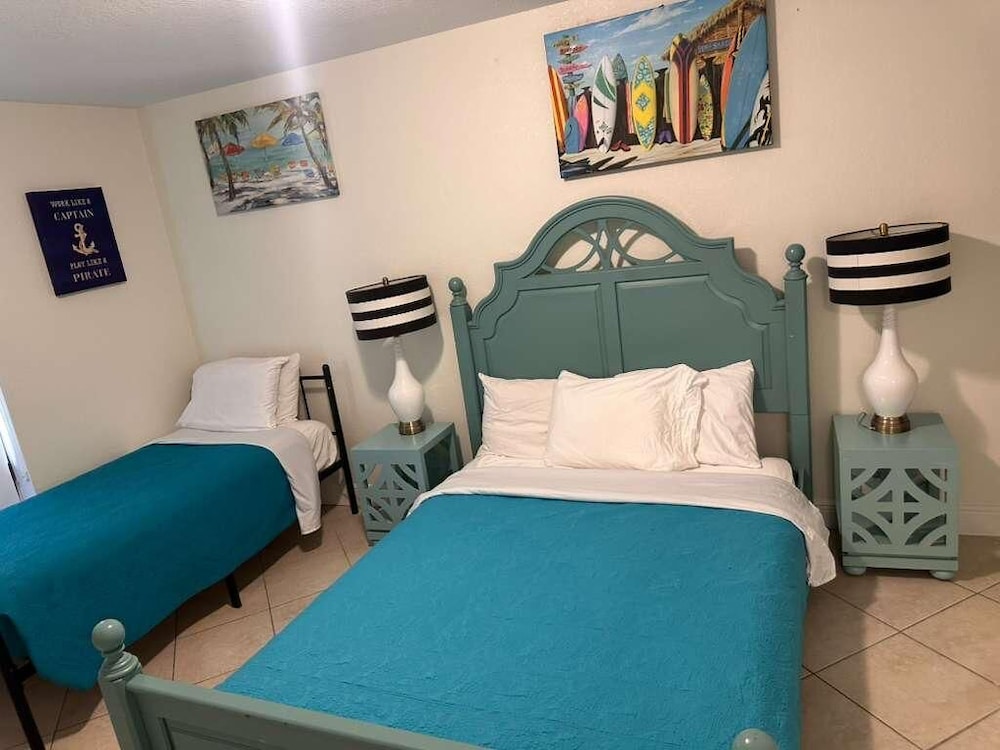 Port St Lucie 3BD -2B 8/32