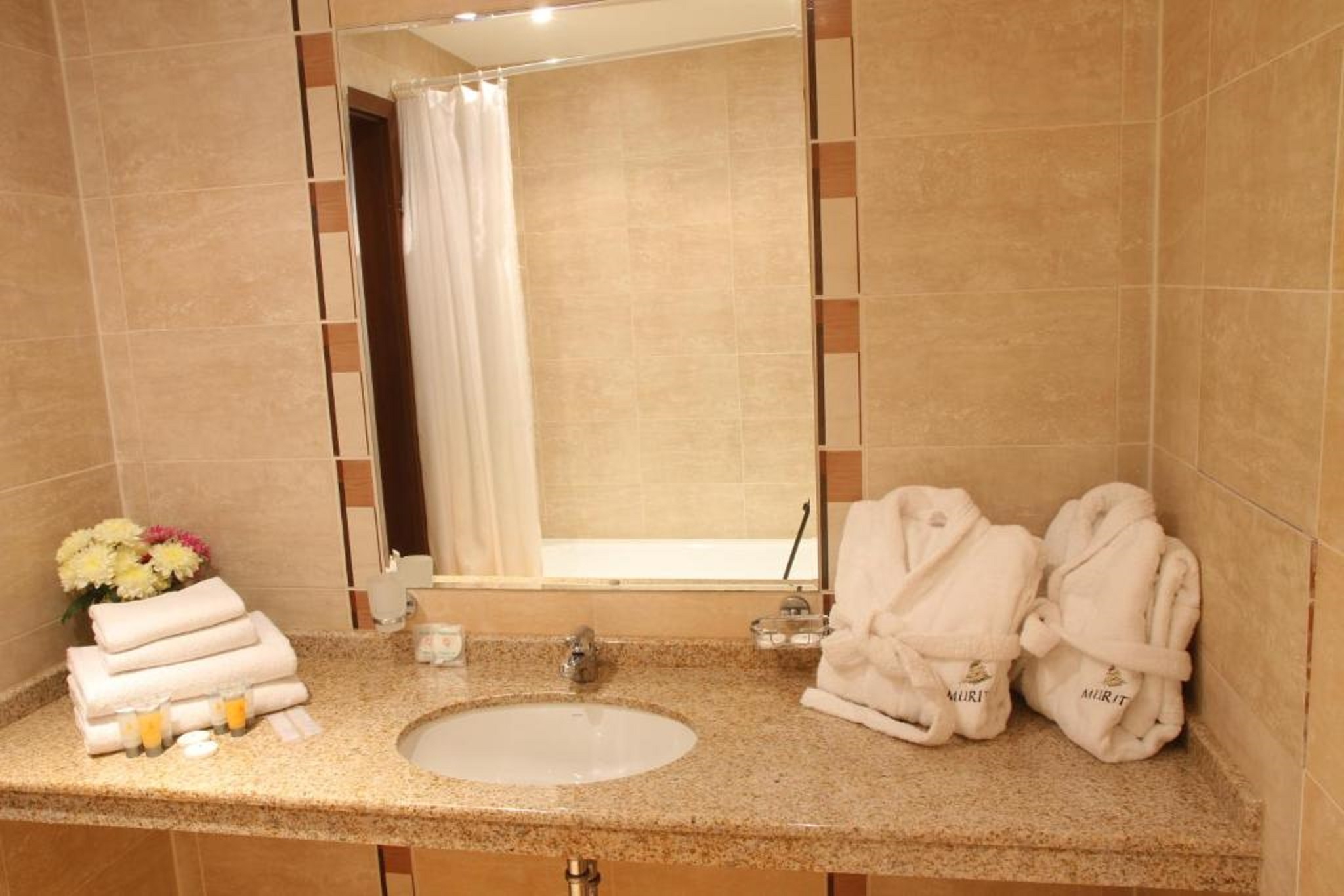 MURITE CLUB HOTEL(FORMERLY White Fir Valley Resort) 59/60