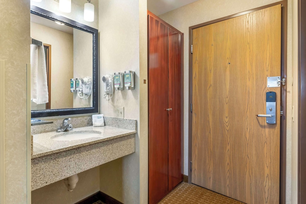 غرفة قياسية بسريرين كوين، Best Western Wittenberg Inn 5/5