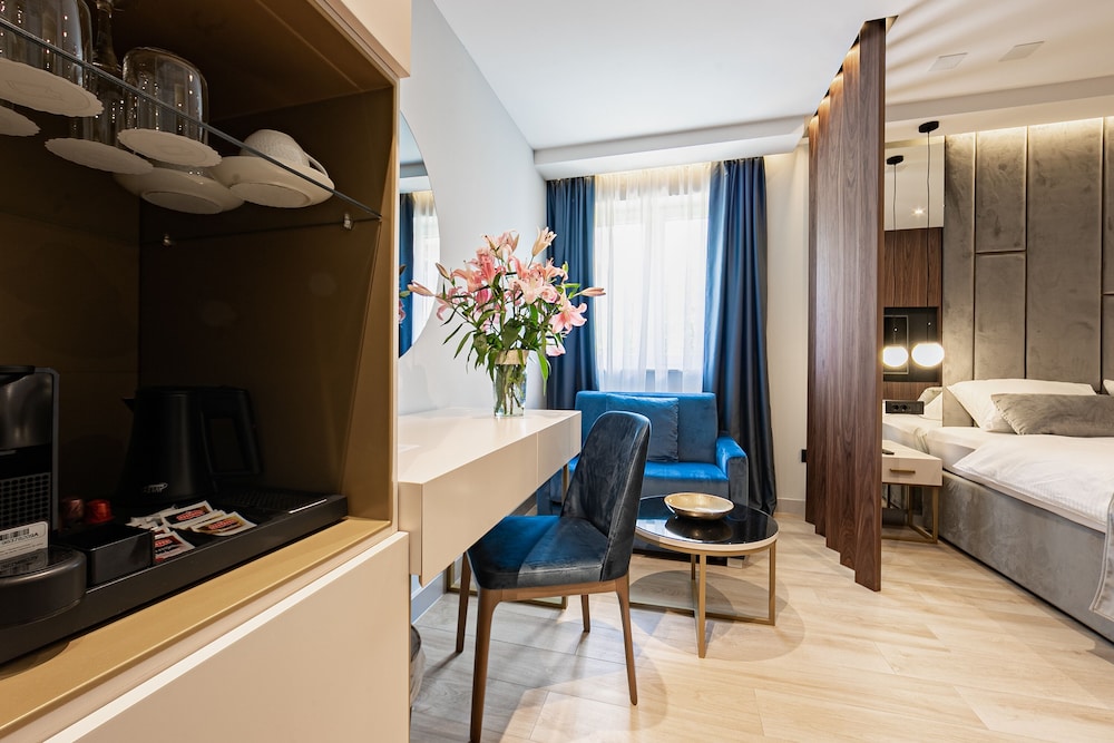 Caldo Luxury Rooms 8/15