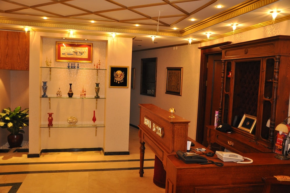 Aruna Hotel 5/50