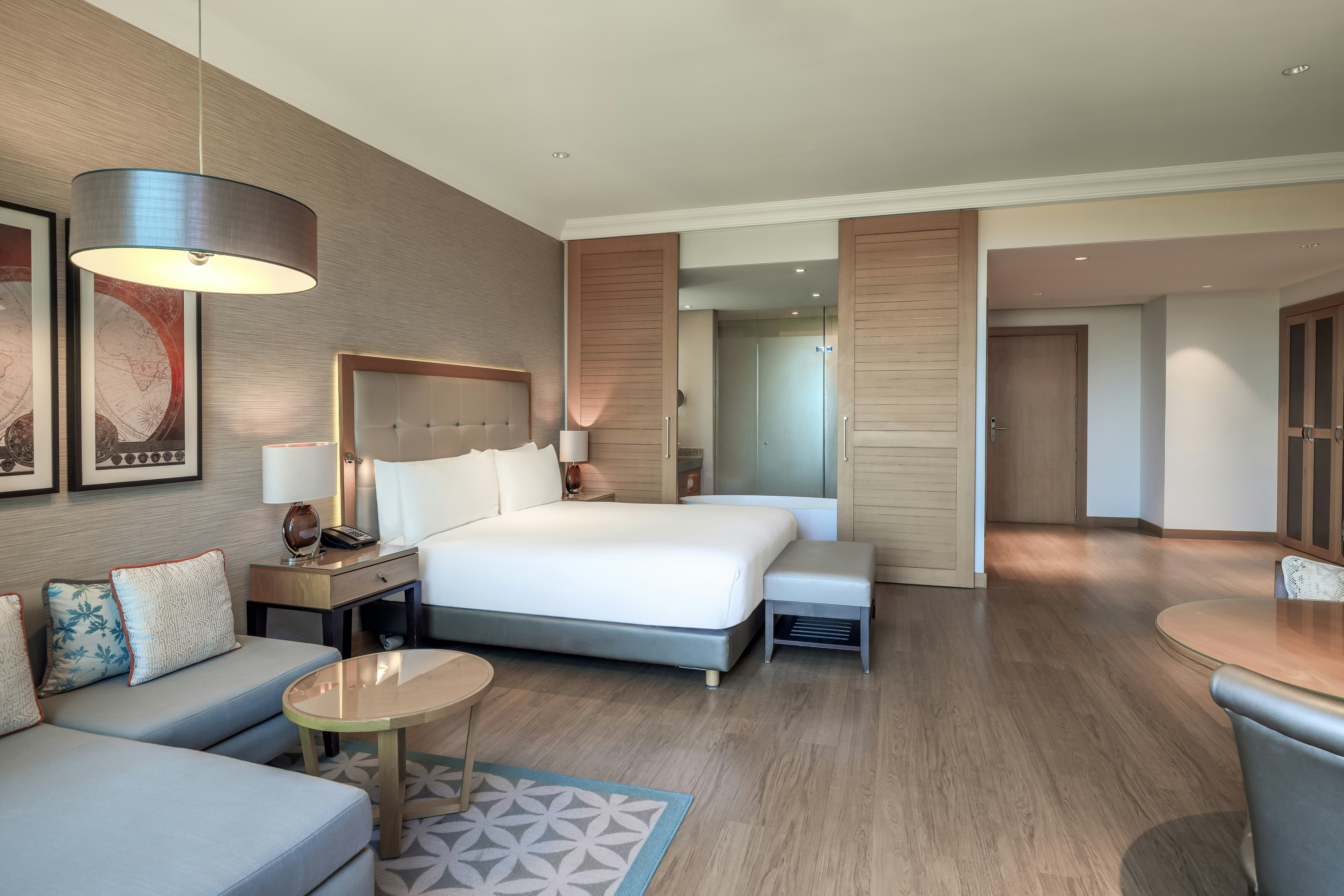 HILTON CABO VERDE SAL RESORT 29/81