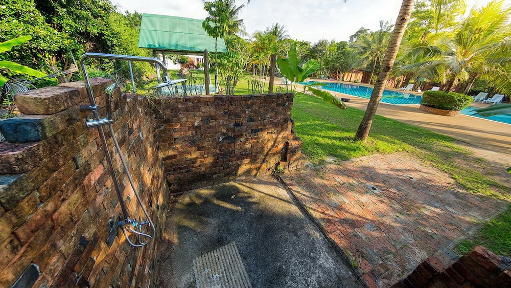 Doo Dee Boutique Resort by Swiss Chalet 42/50