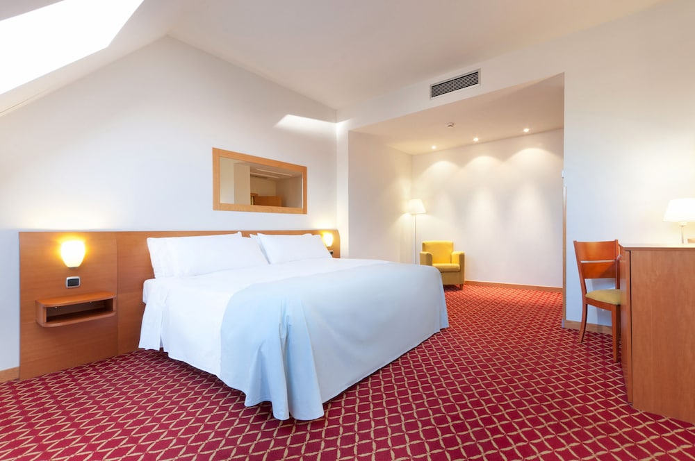 Hotel Zentral Leon 18/66