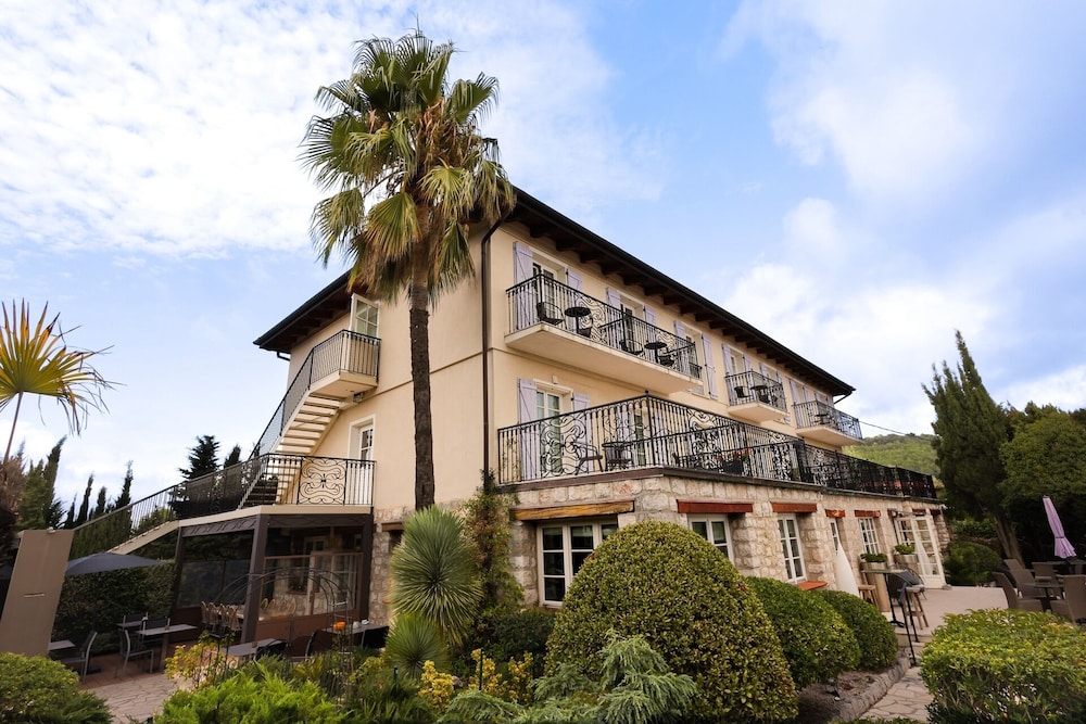 Hotel Eze Hermitage 4/52