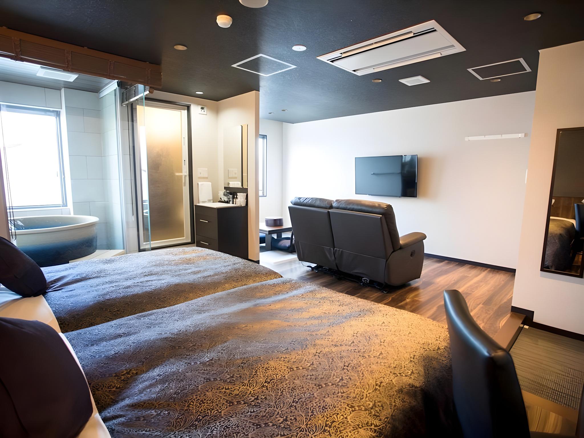 Japanese, Style, Modern, Junior Suite, Outdoor Jetted Tub, Smoking
